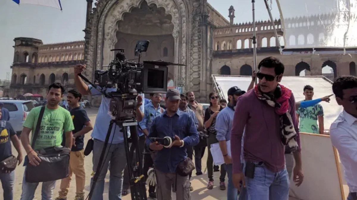 Bollywood Trivia: In the movie "Gadar: Ek Prem Katha" (2001), the Lahore scenes were filmed at a school in Lucknow!