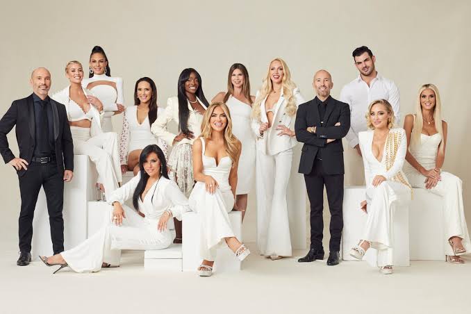 selling sunset season 8 release date